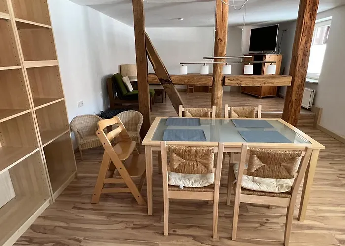 Ferienwohnung/Monteurwohnung In Ruhigem Innenhof